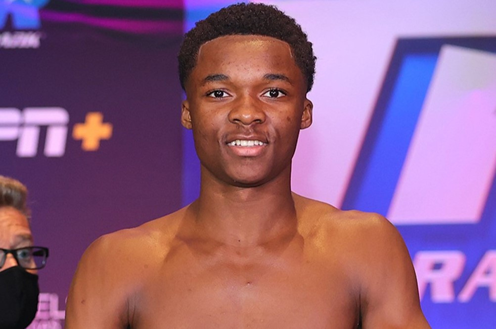 Abdullah Mason added to Mbilli-Derevyanchenko card